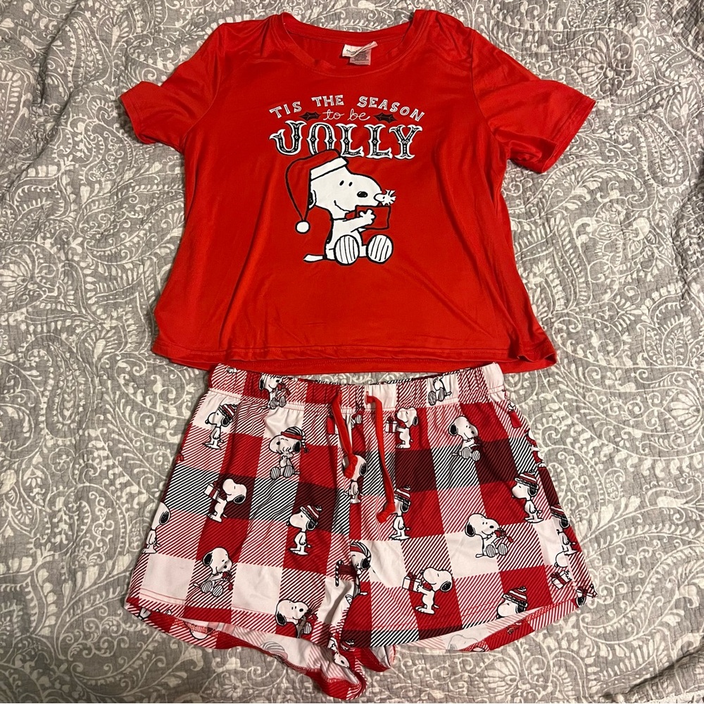 Peanuts Snoopy Christmas pajamas